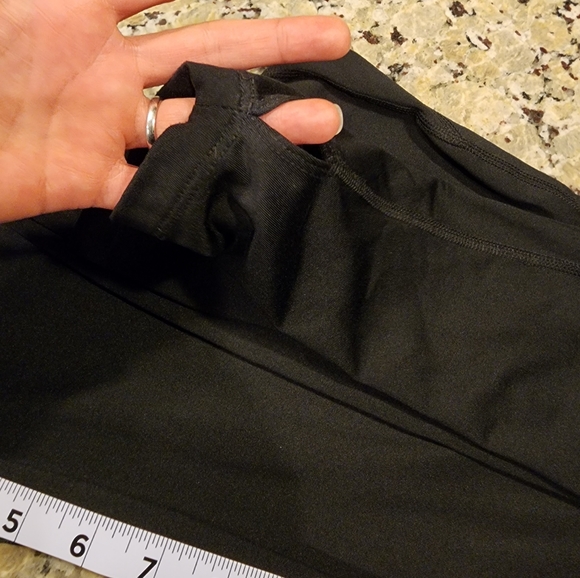 Nike Therma-Fit XL Women's 1/4 Zip Black - Picture 9 of 9